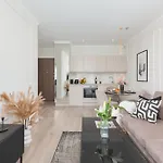 Mennica By Renters Prestige * Warszawa