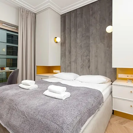 公寓 Mennica By Renters Prestige *
