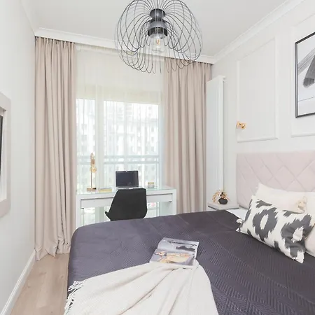 Mennica By Renters Prestige *