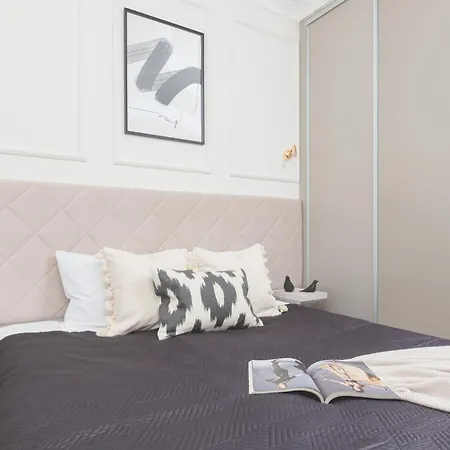 Apartamento Mennica By Renters Prestige